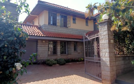 To Let: Old Kyuna – Rustic Villa 4 Bedroom All Ensuite Plus Dsq Ksh 250,000