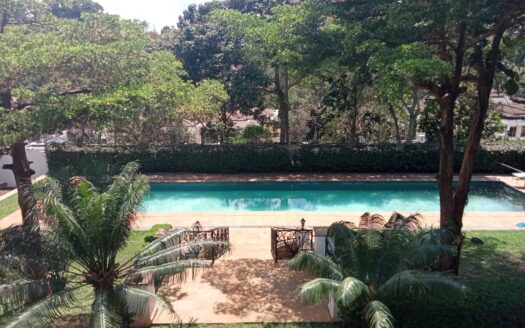 For Sale: Old Kitisuru Burgundy Renaissance Ambassadorial Mansion on 1/2 Acre