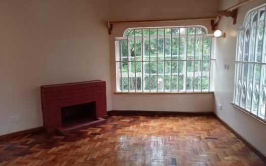 To Let: Spring Valley 4 Bed Town House With Swimming Pool