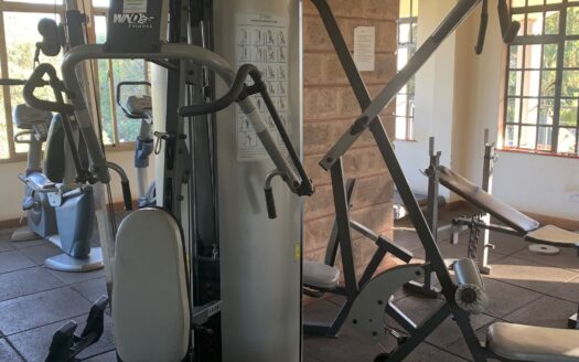 To Let: Rosslyn Heights, 4 Bed family House On 1/2 Acre